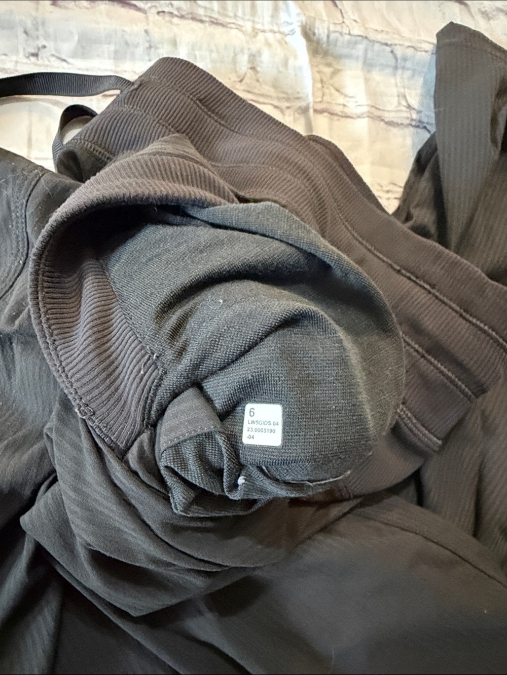 Lululemon Dance Studio Mid-Rise Pant *Short Graphite Grey Size 6 - Picture 6 of 9
